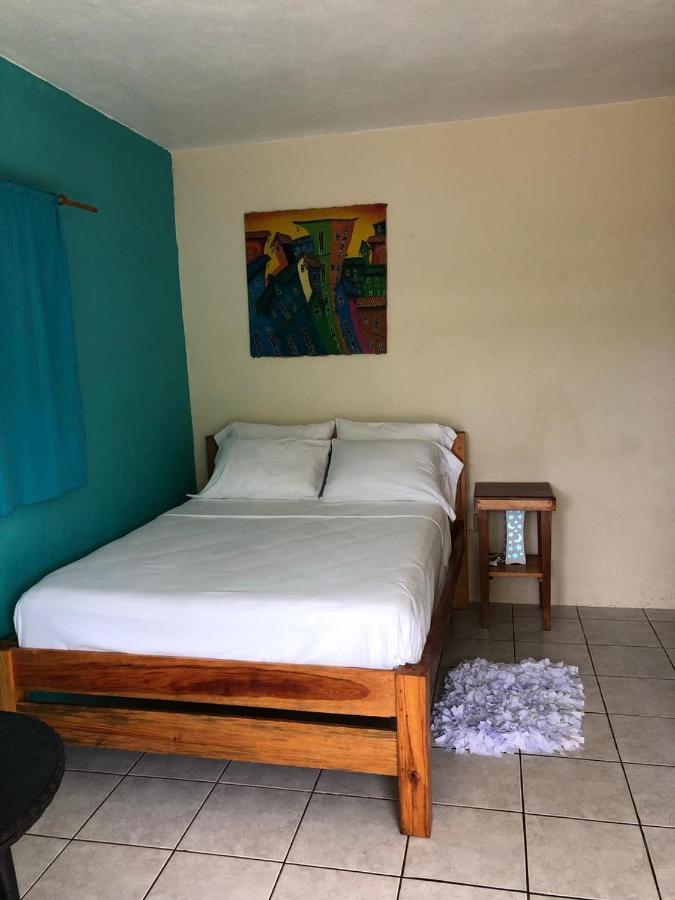 Sunshine Hotel Little Corn Island Buitenkant foto