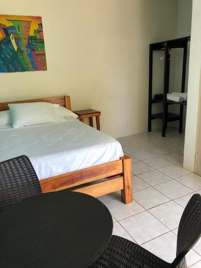 Sunshine Hotel Little Corn Island Buitenkant foto
