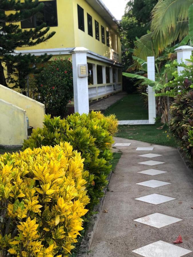 Sunshine Hotel Little Corn Island Buitenkant foto