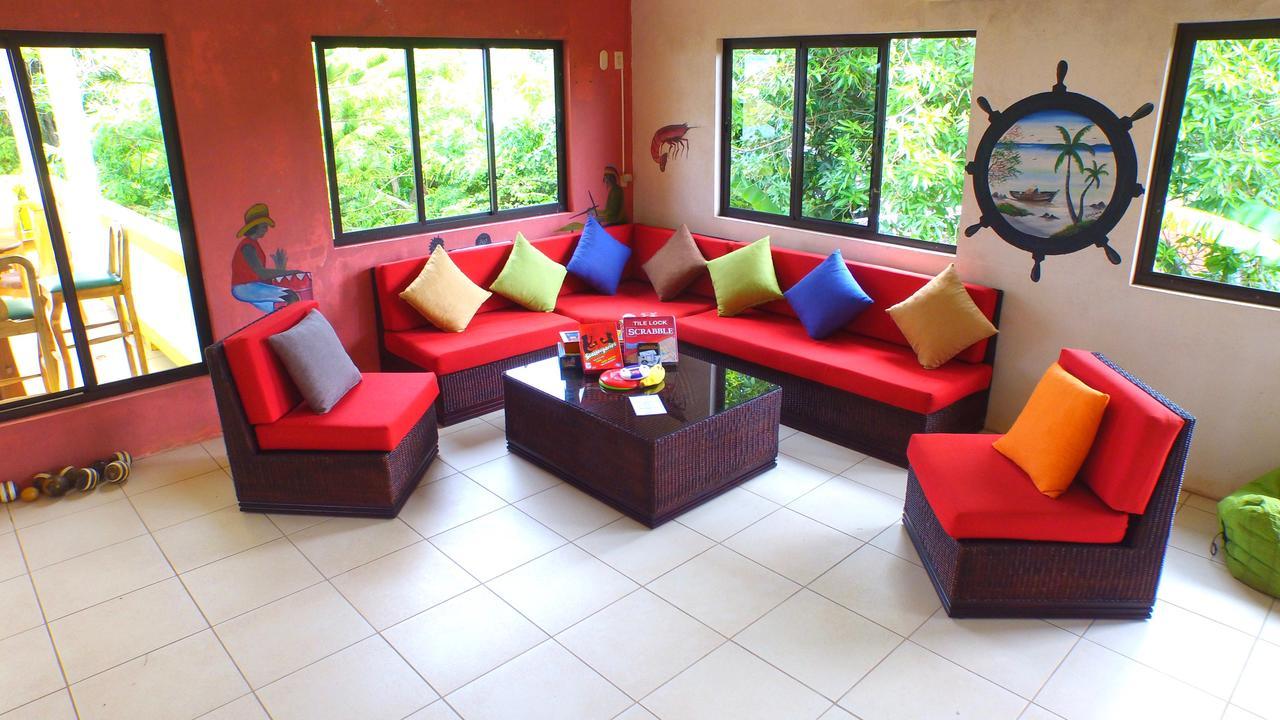 Sunshine Hotel Little Corn Island Buitenkant foto